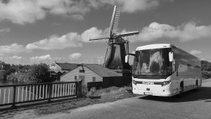 schipholairport lelystad touringcar